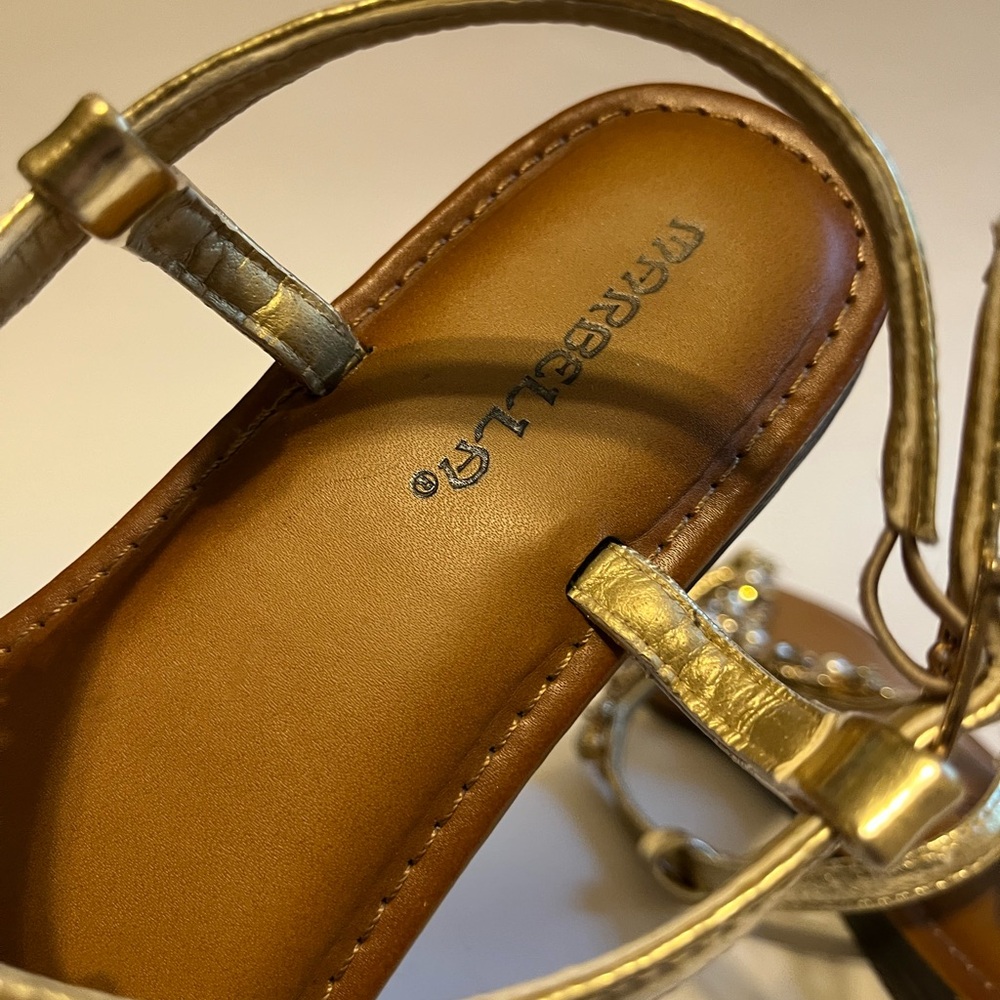 Sz 9 City Lights Bling Sandals Gold Metallic Rhinestone & Pearl Thong - Picture 10 of 13
